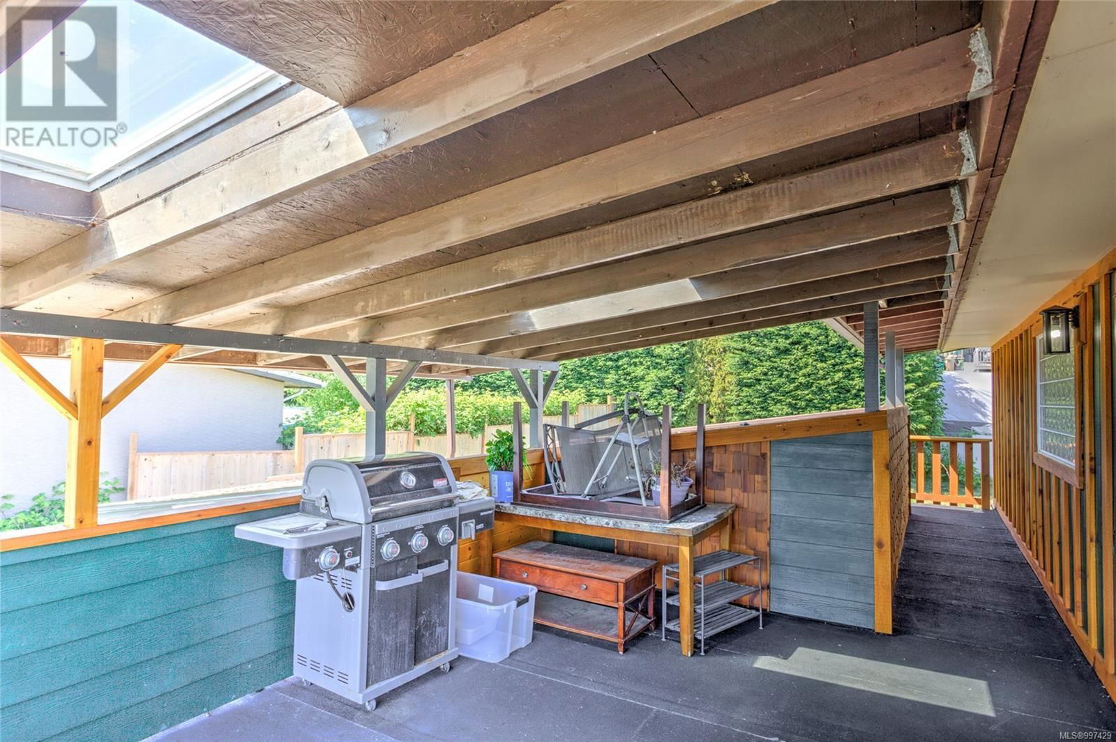 8054 BERTHA STREET Image 46