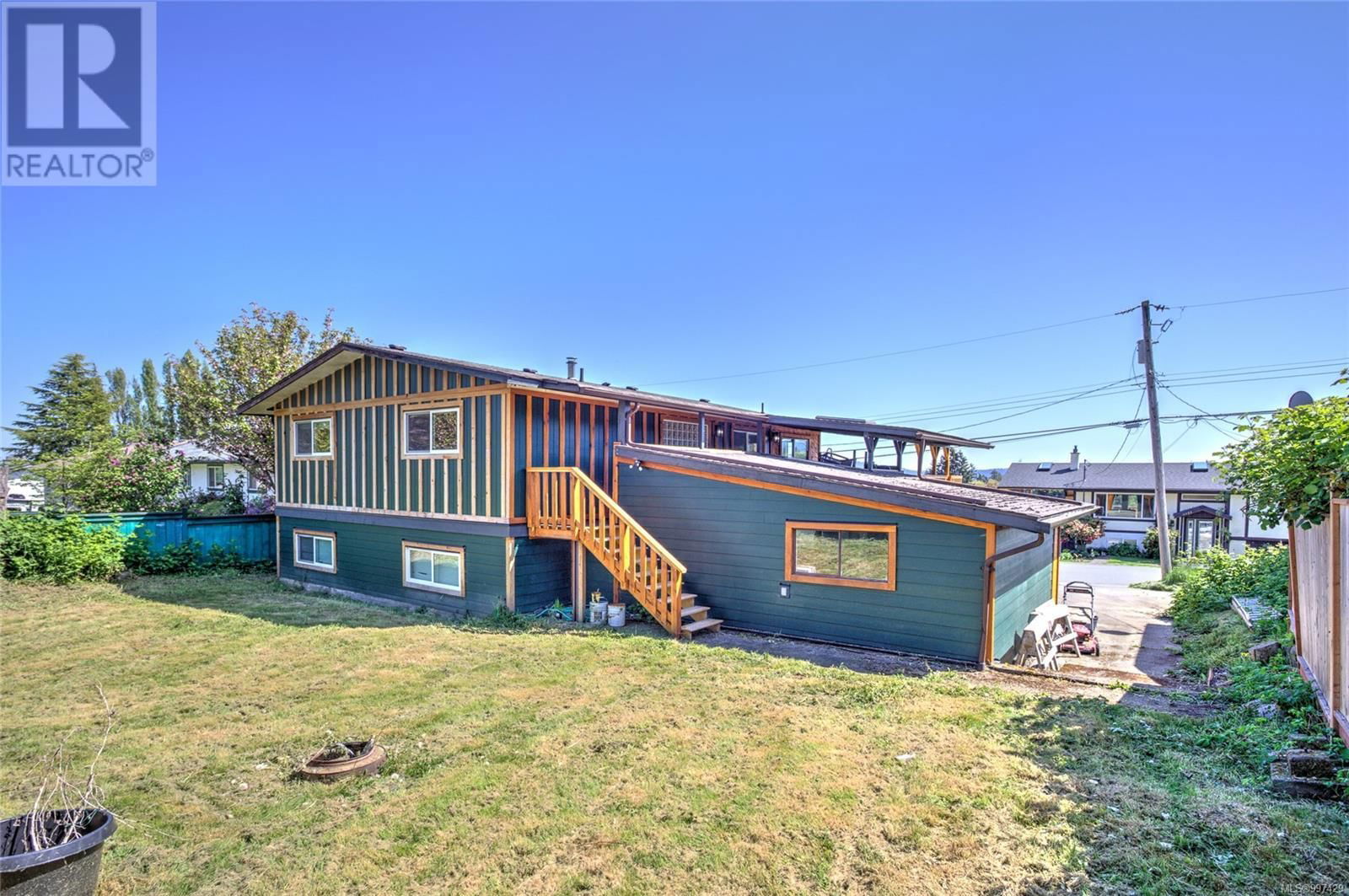 8054 BERTHA STREET Image 55