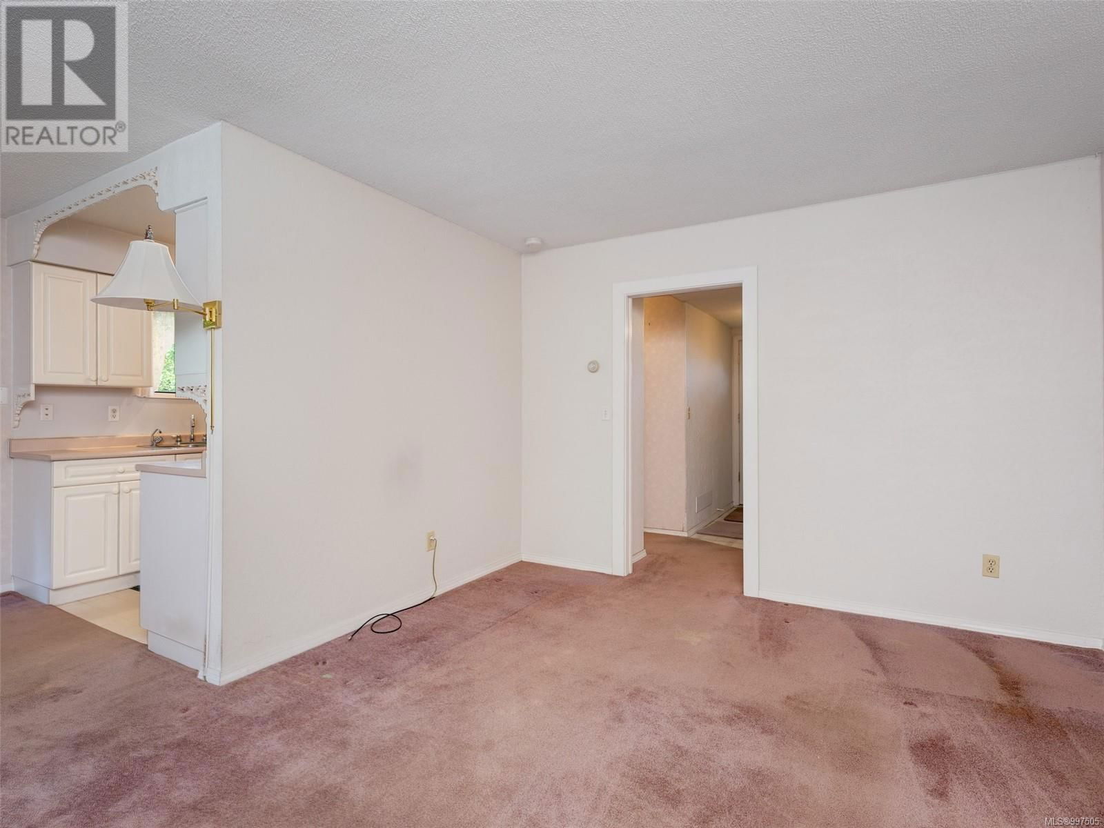 595B RIDLEY DRIVE Image 16