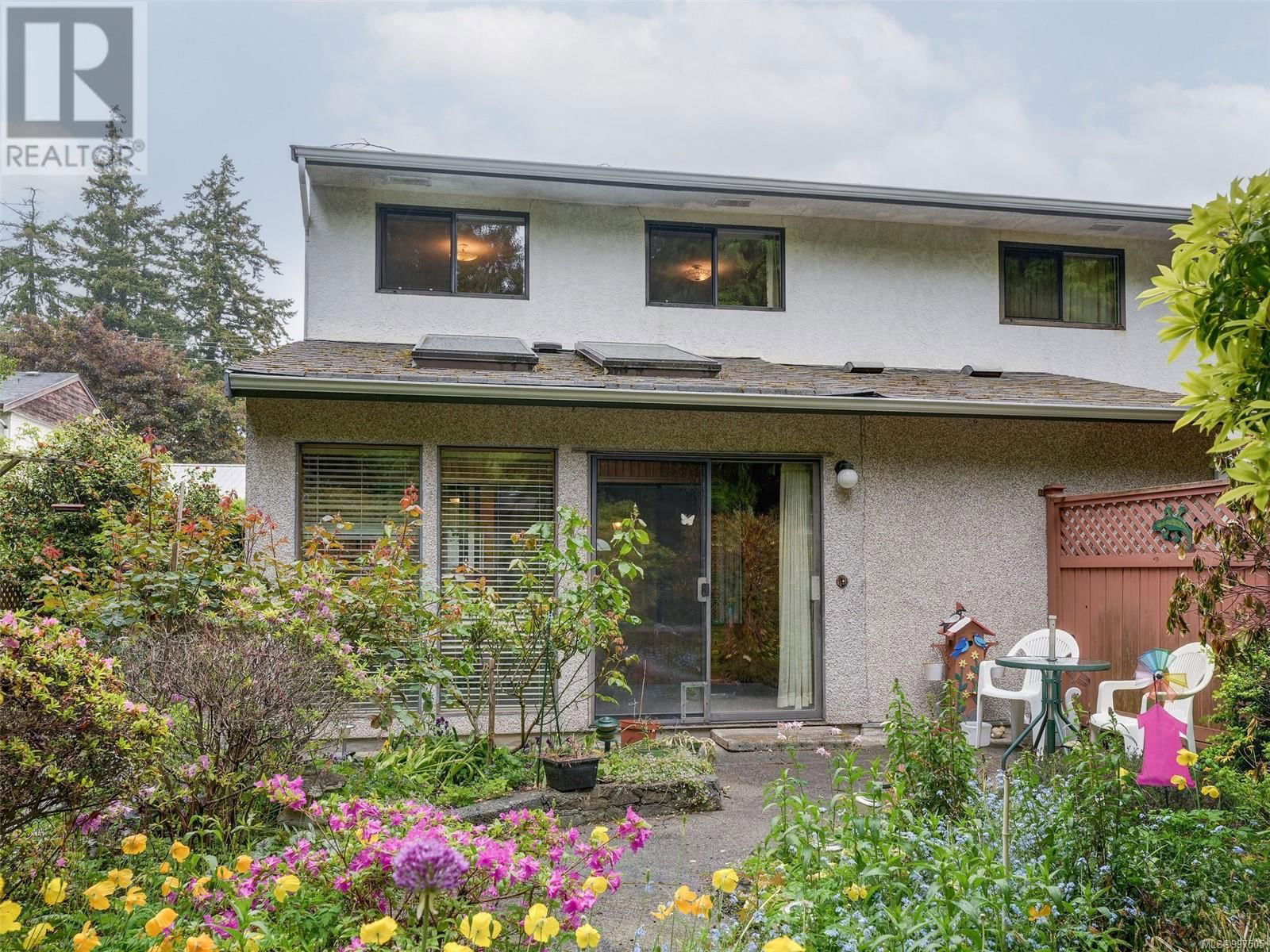 595B RIDLEY DRIVE Image 2