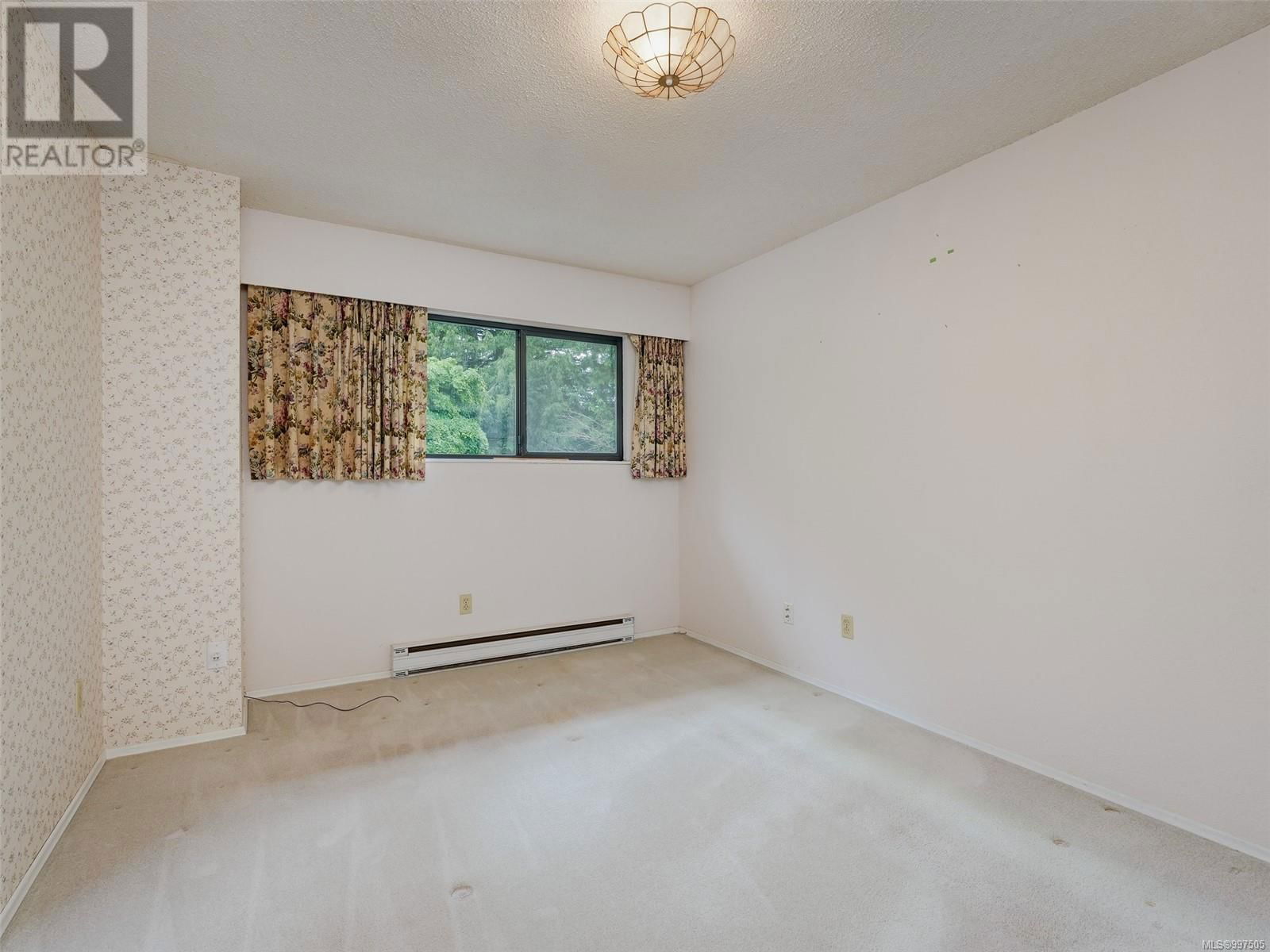 595B RIDLEY DRIVE Image 20