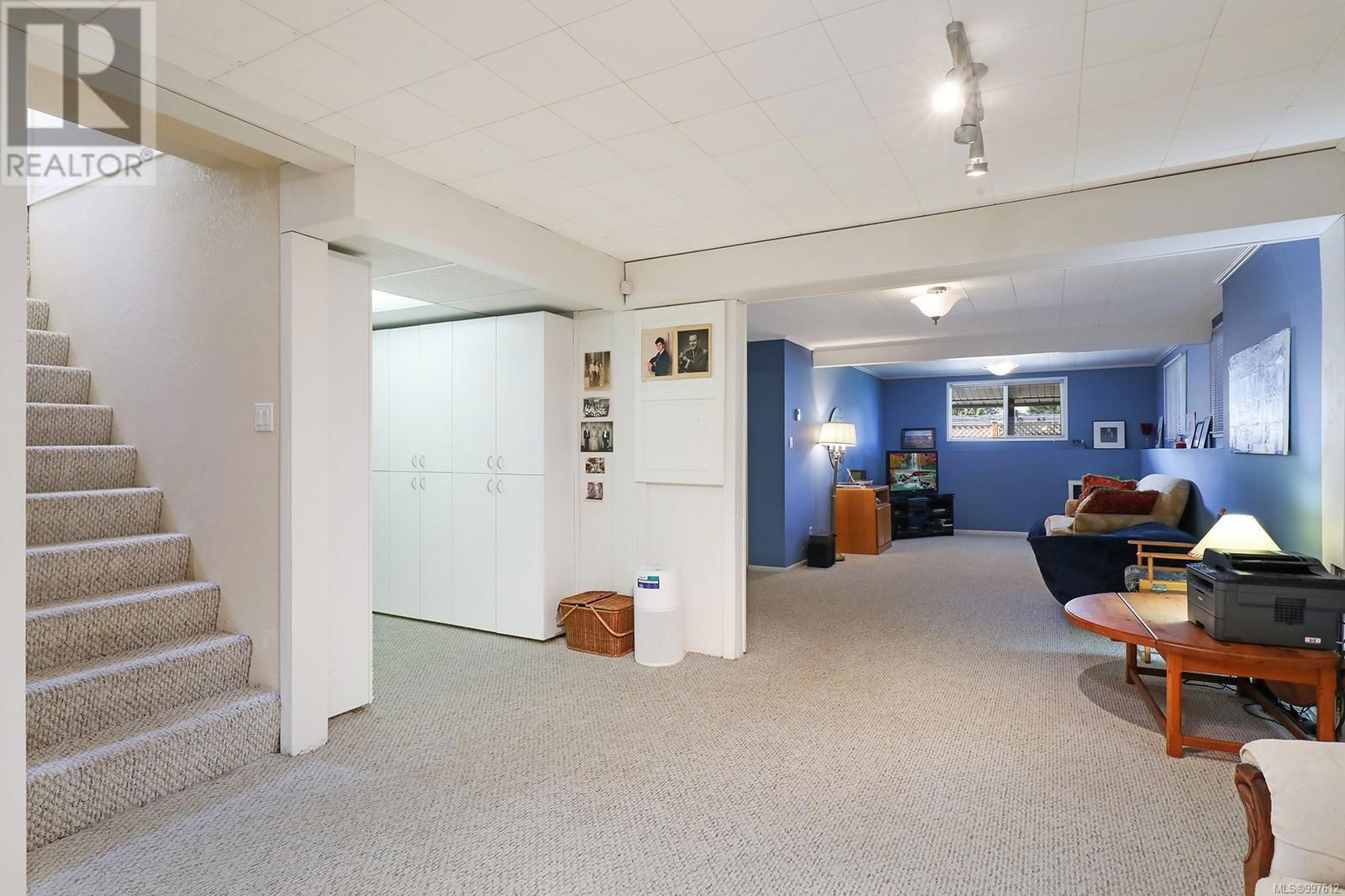 5037 SEAVIEW DRIVE Image 26