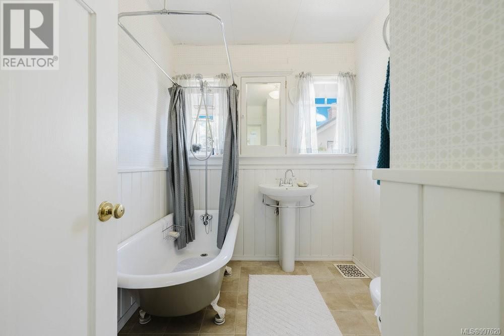 1240 BASIL AVENUE Image 10