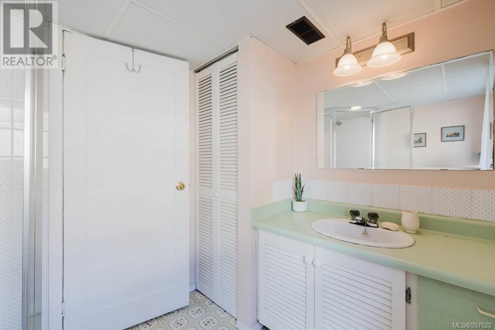 1240 BASIL AVENUE Image 13