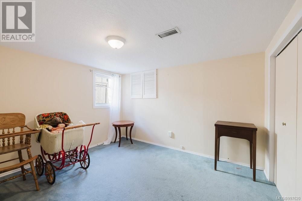 1240 BASIL AVENUE Image 16