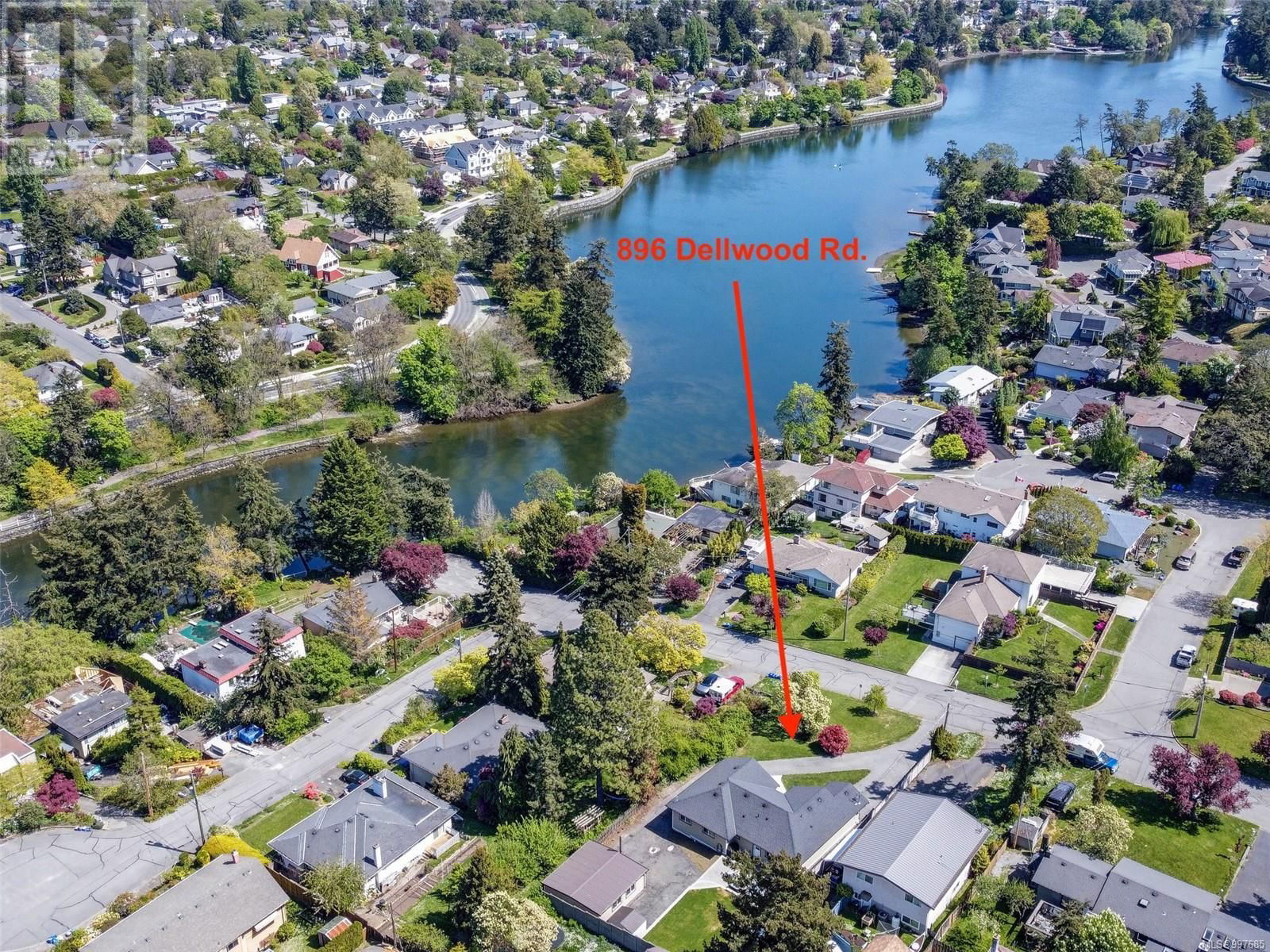 896 DELLWOOD ROAD Image 2