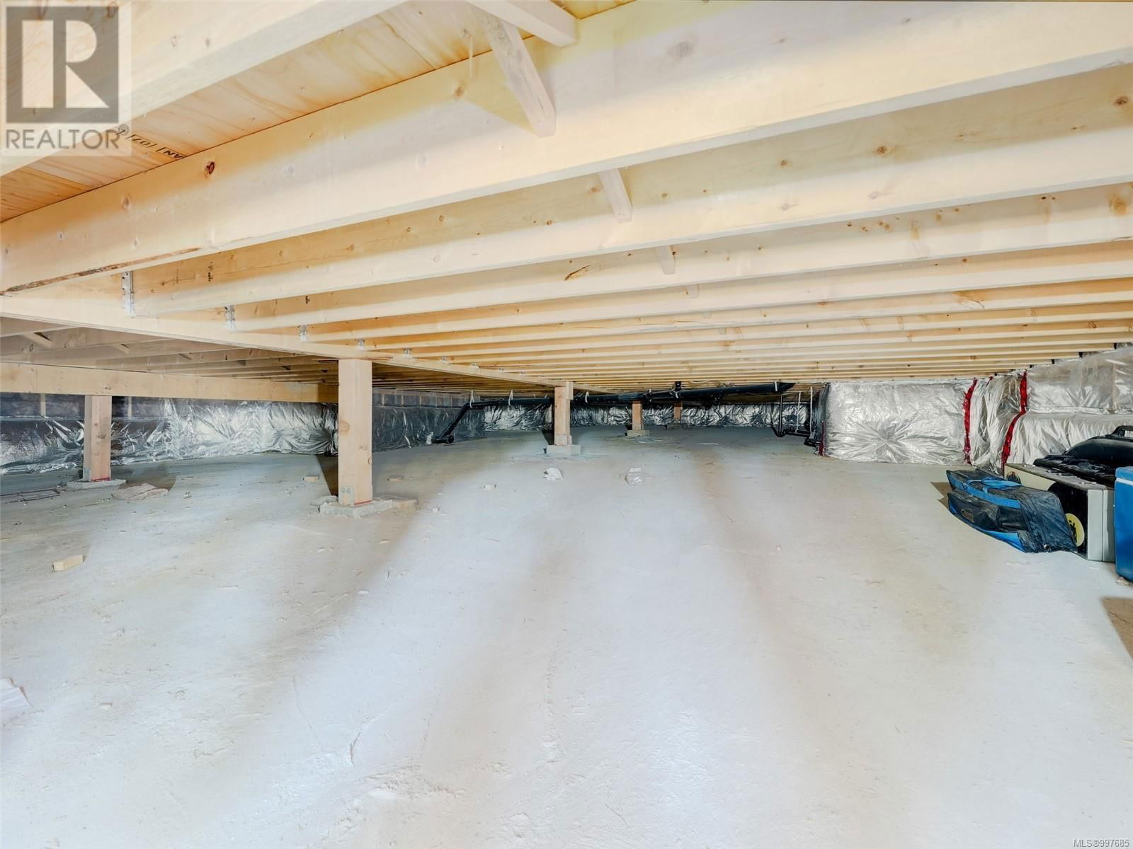 896 DELLWOOD ROAD Image 30