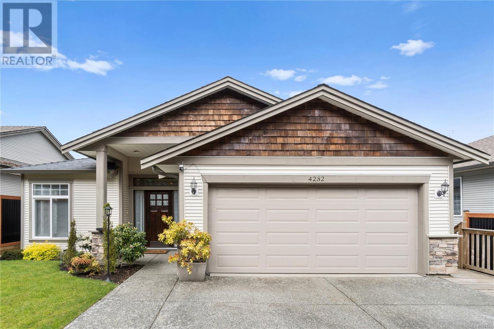 4232 GULFVIEW DRIVE Image 1