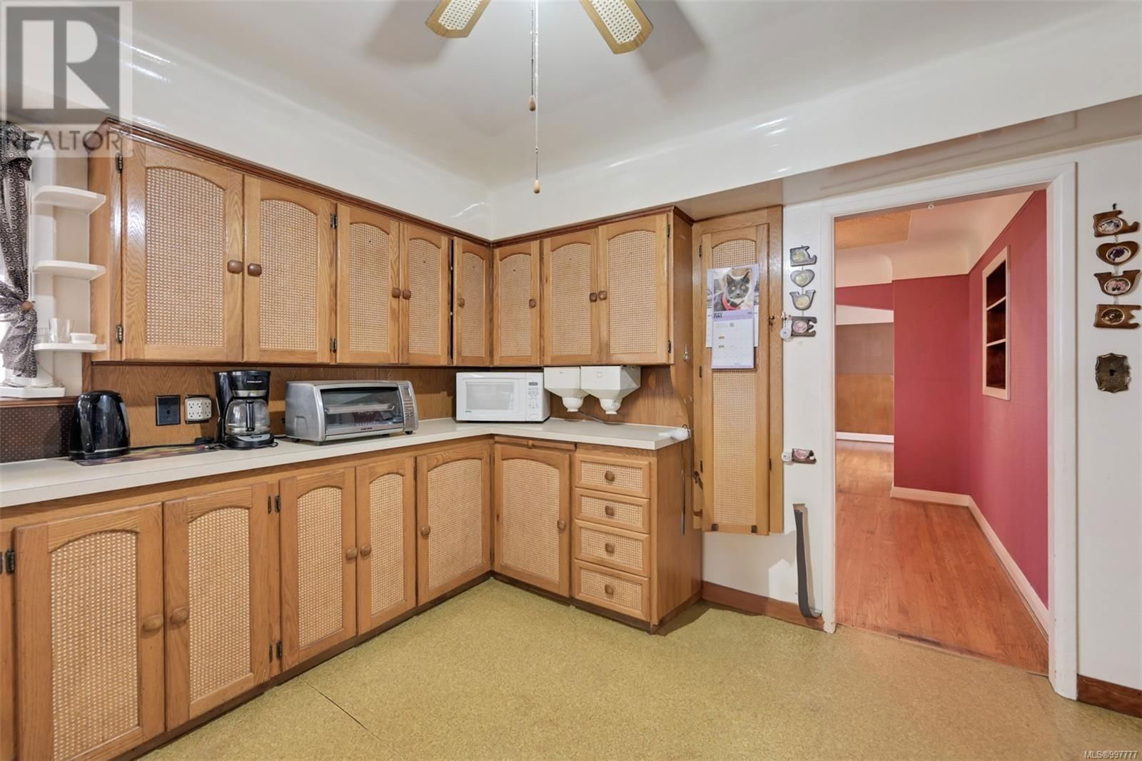 1233 TATTERSALL DRIVE Image 10