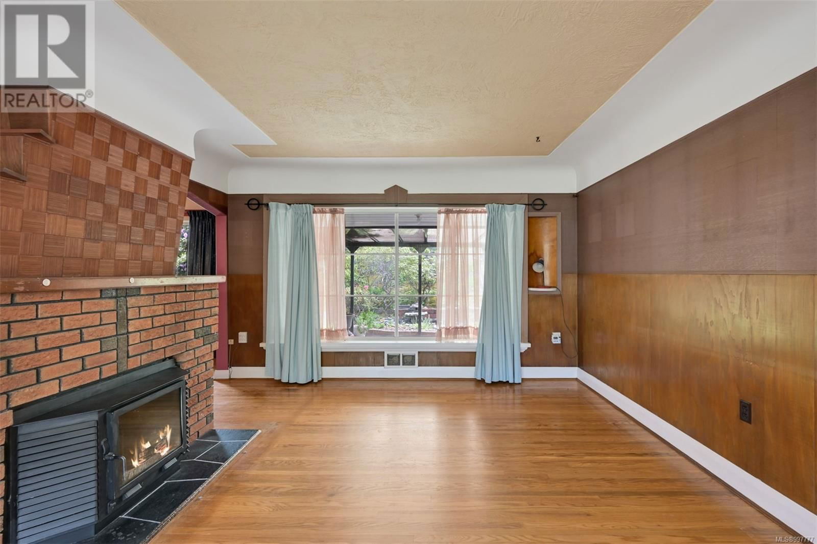 1233 TATTERSALL DRIVE Image 12
