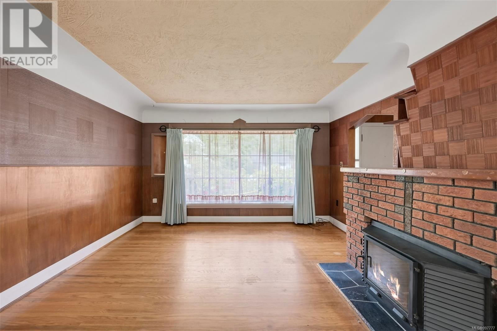 1233 TATTERSALL DRIVE Image 15