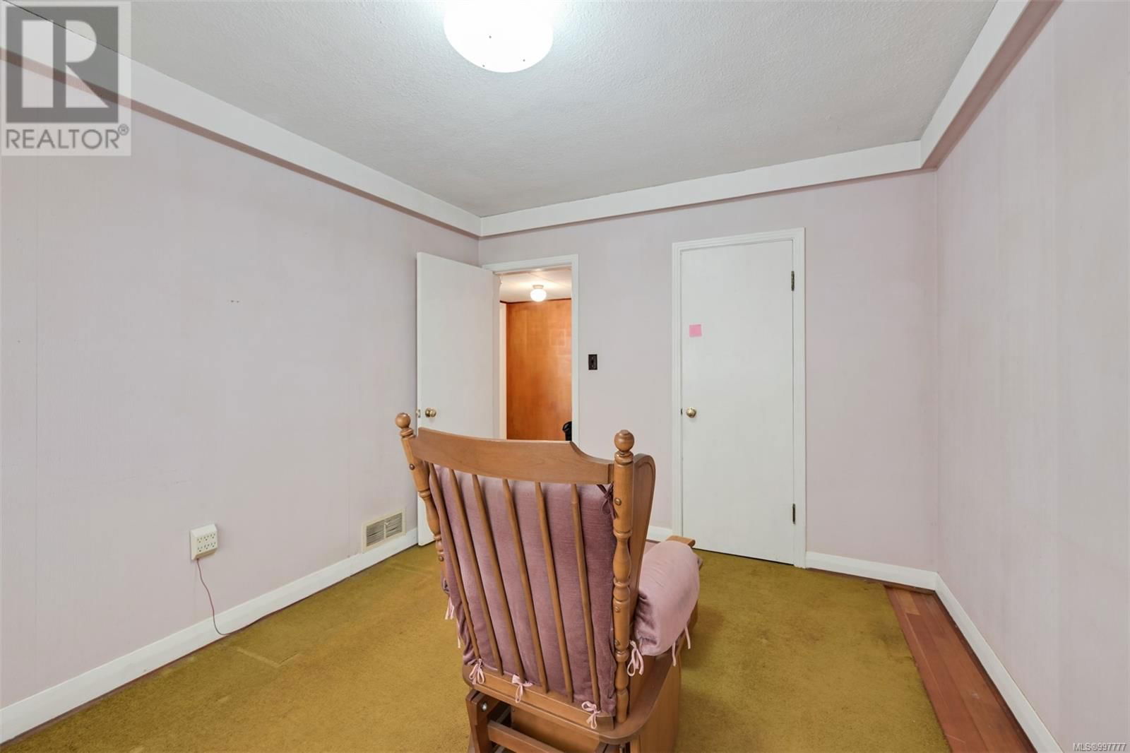 1233 TATTERSALL DRIVE Image 19