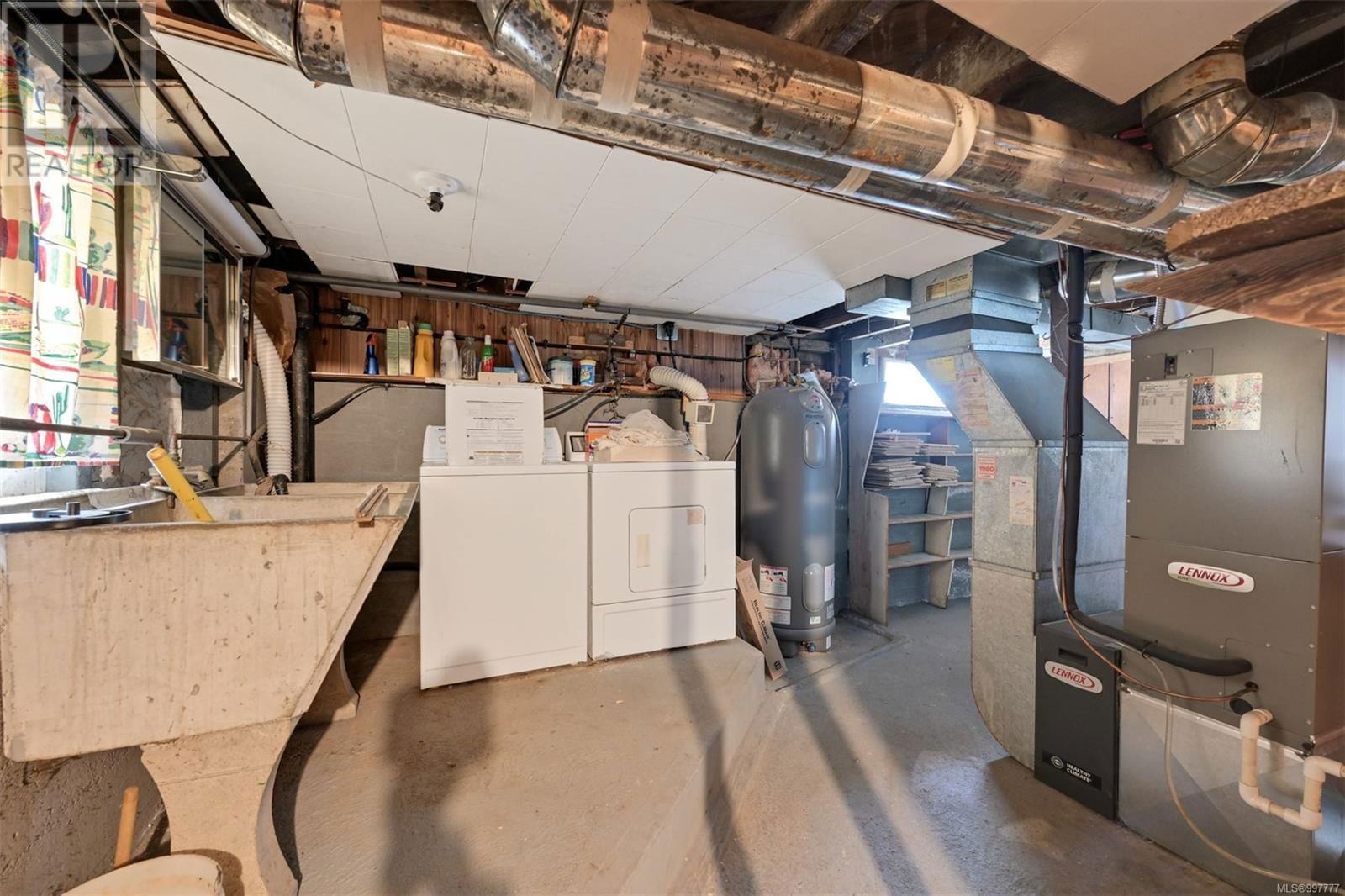 1233 TATTERSALL DRIVE Image 29