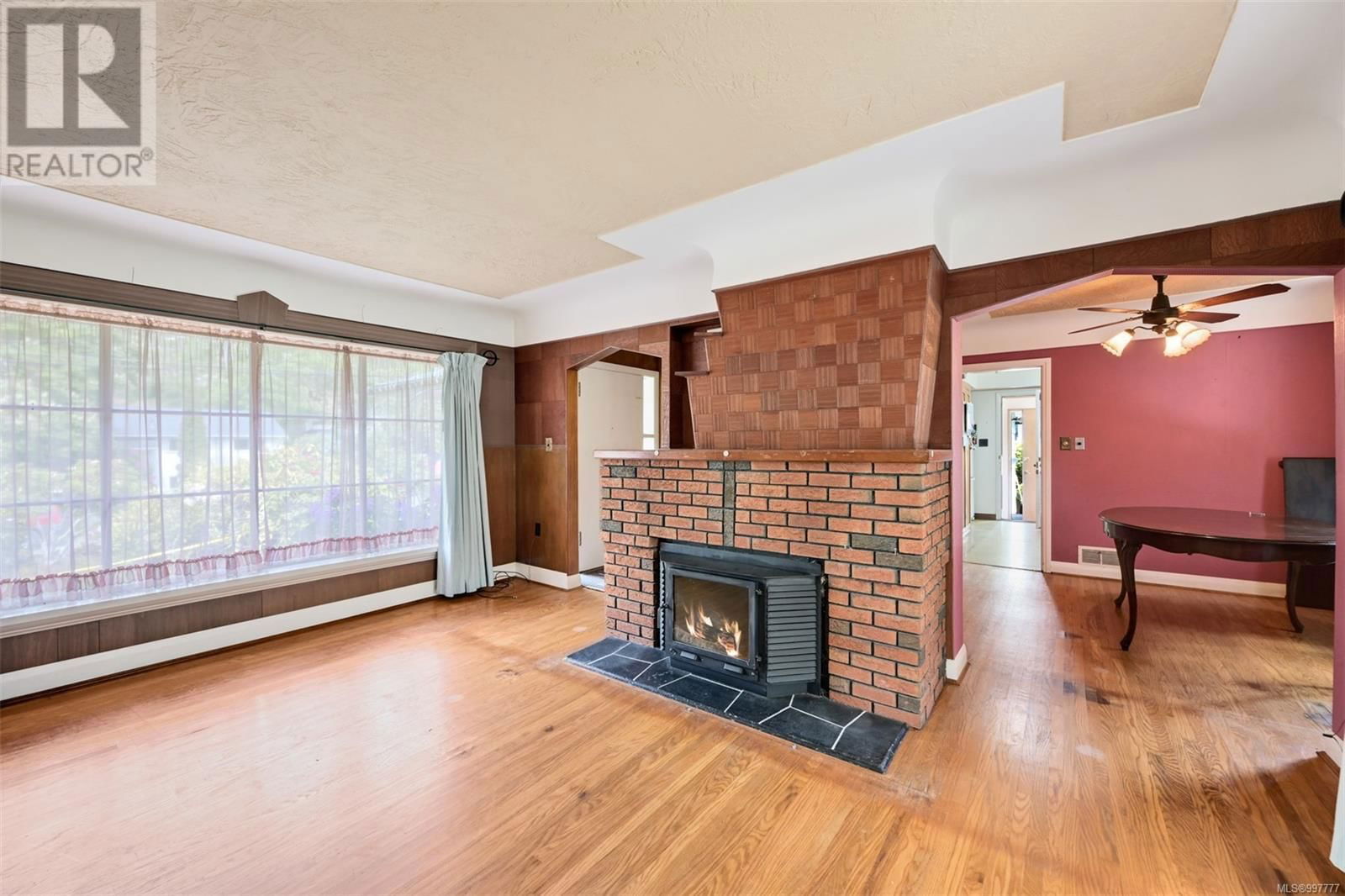1233 TATTERSALL DRIVE Image 5