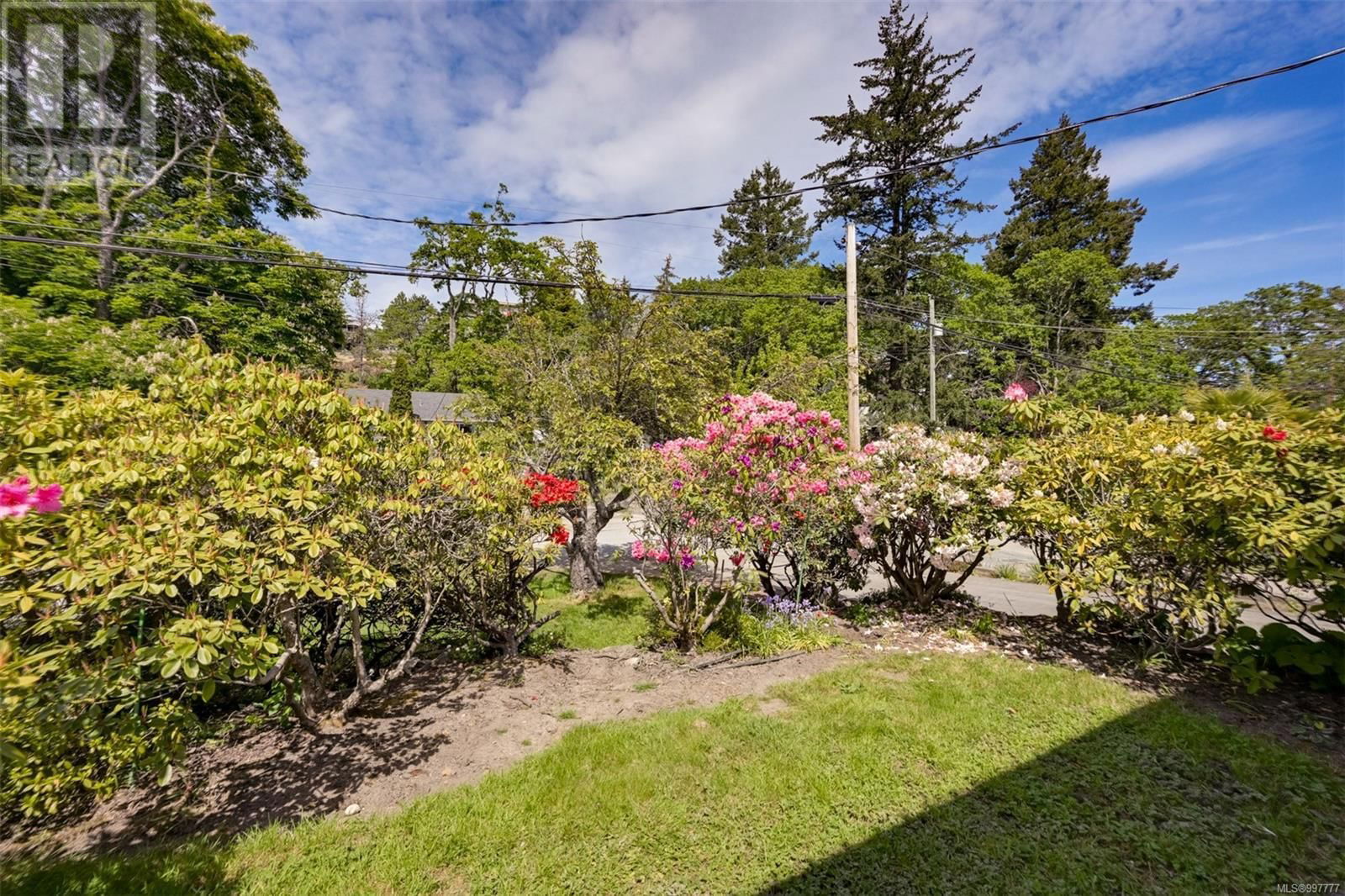 1233 TATTERSALL DRIVE Image 53