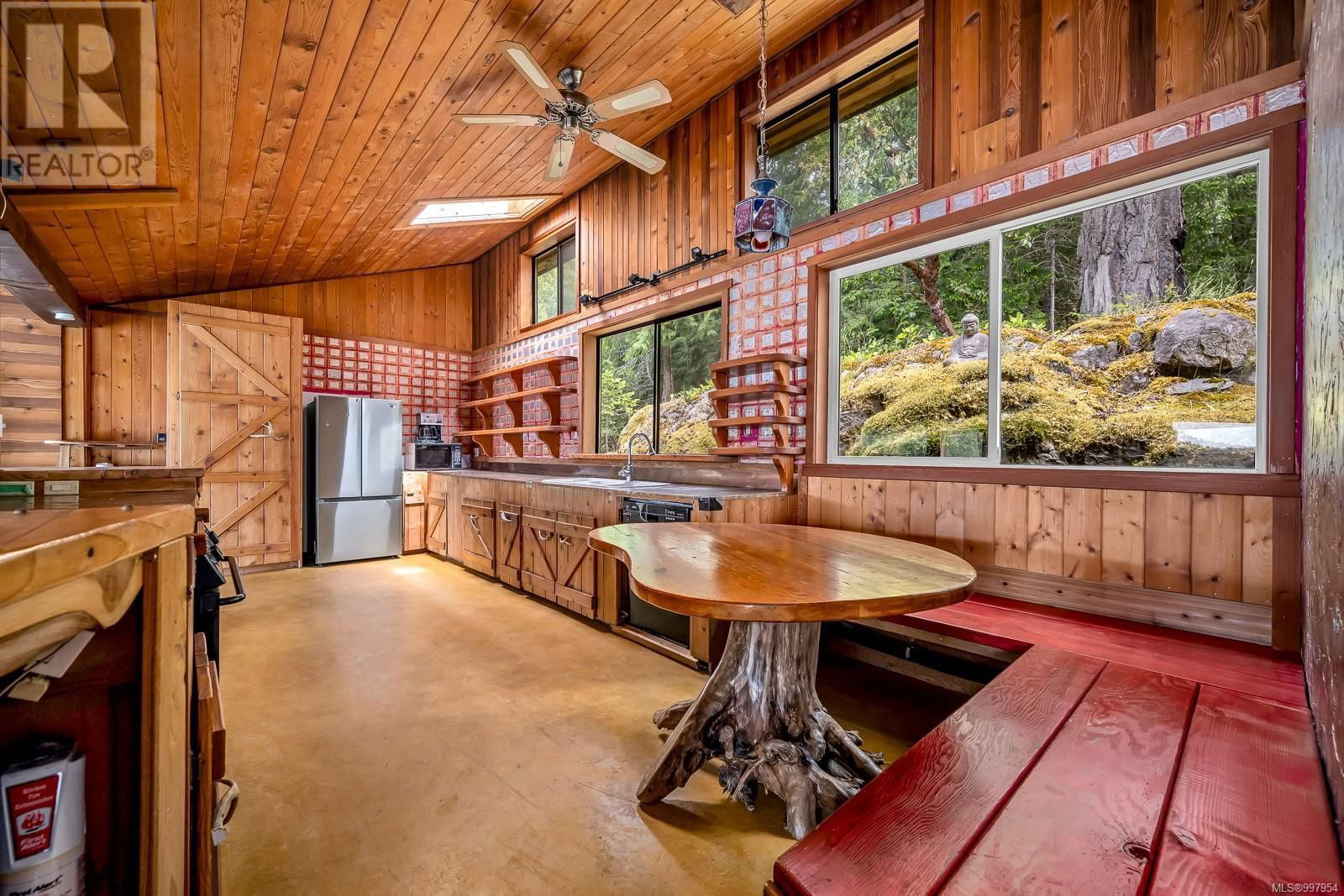 1305 GORGE HARBOUR ROAD Image 11