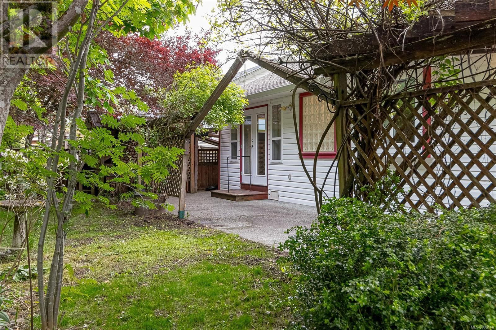 6279 LANE ROAD Image 26
