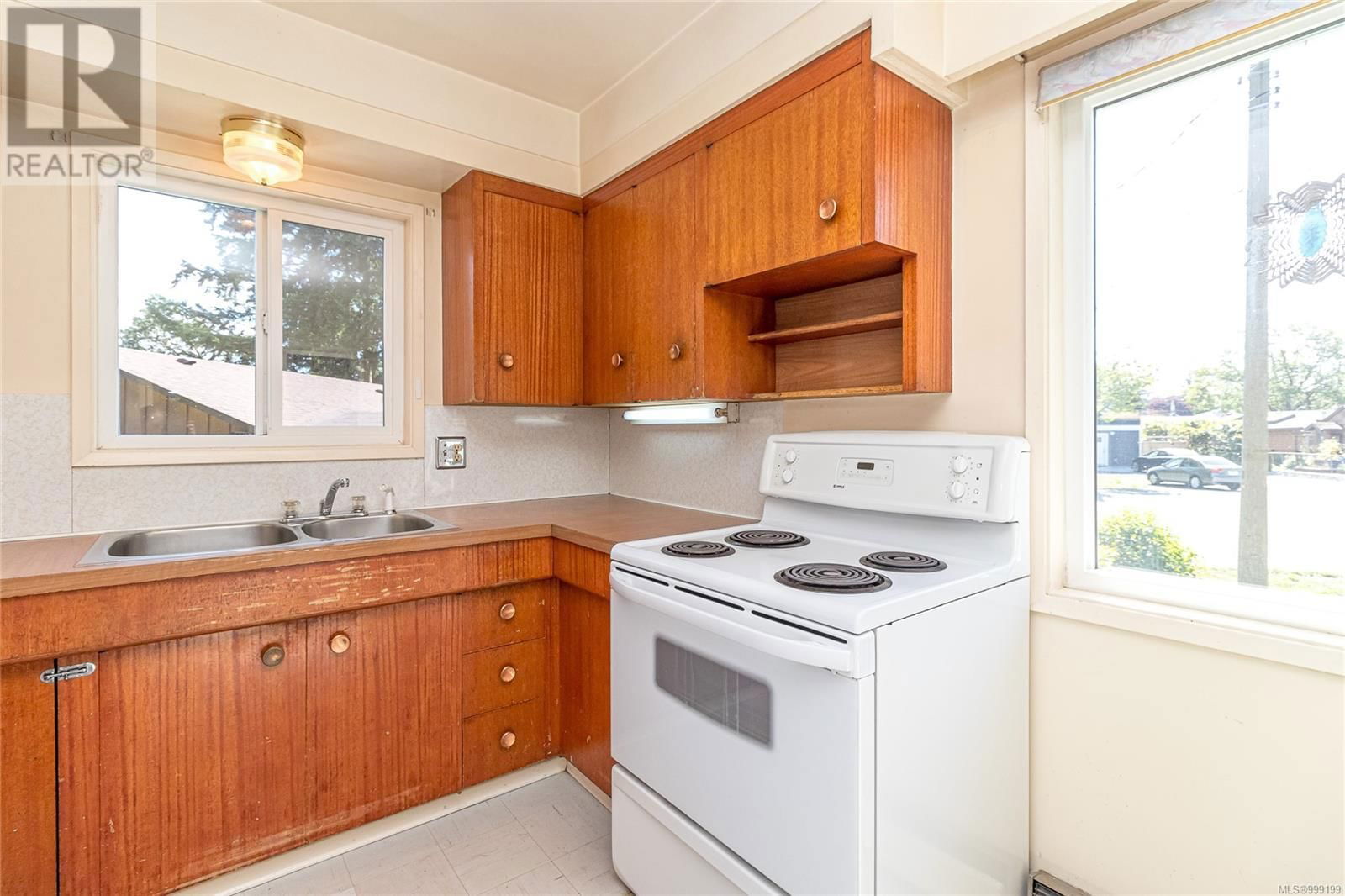 2912 DICKERSON PLACE Image 10