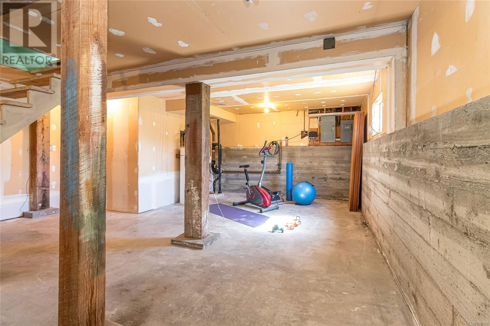2912 DICKERSON PLACE Image 21