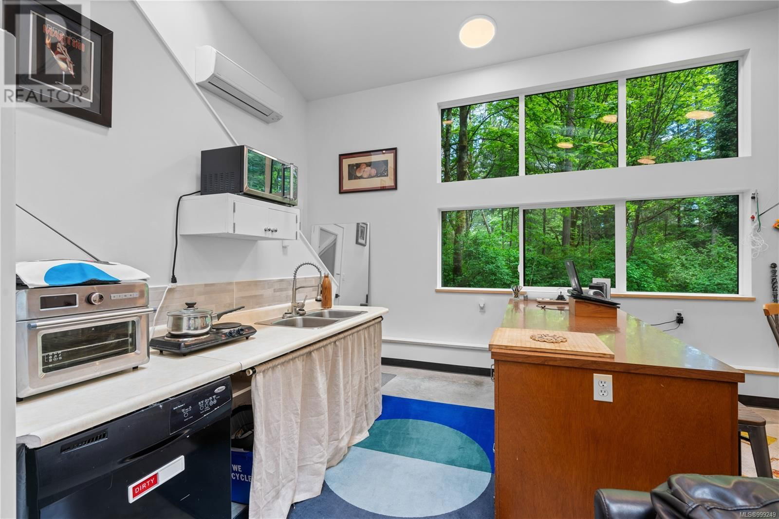 851 SAYWARD ROAD Image 43