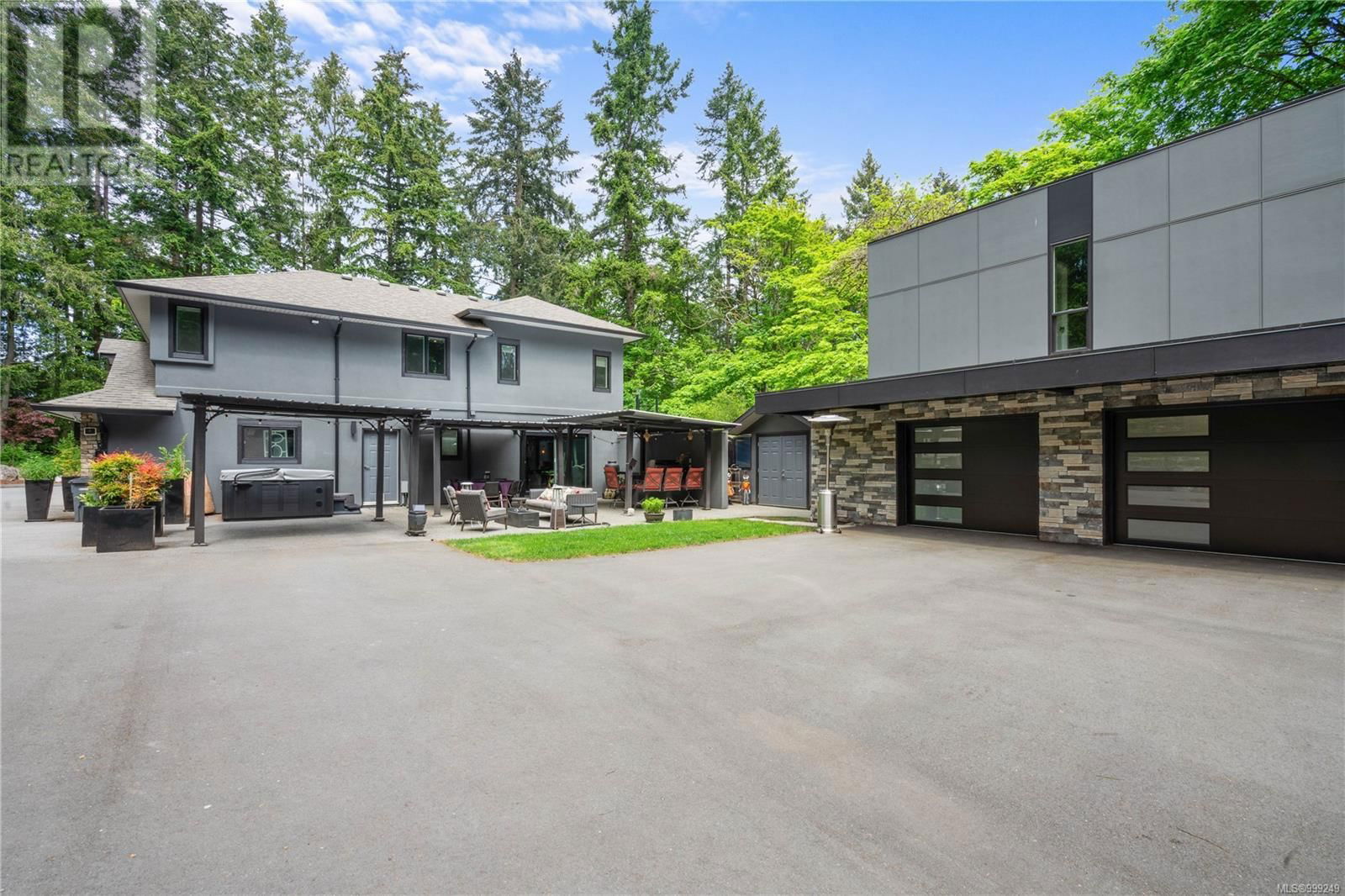 851 SAYWARD ROAD Image 59