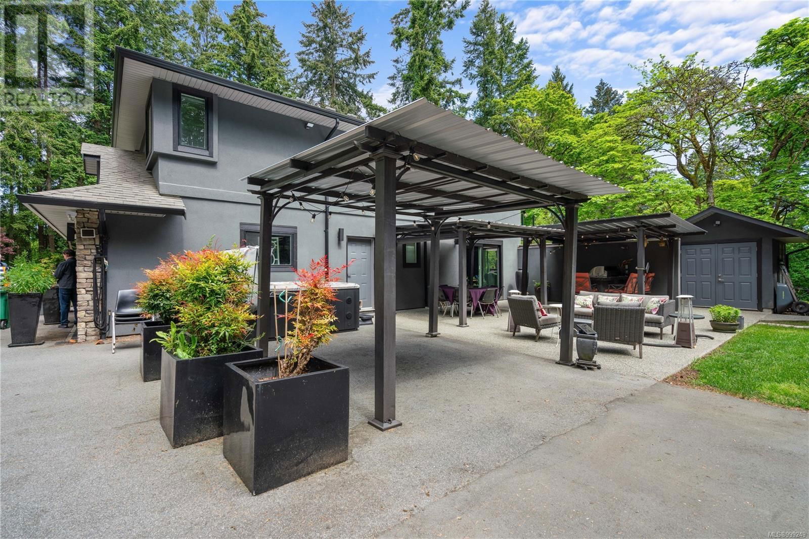 851 SAYWARD ROAD Image 64