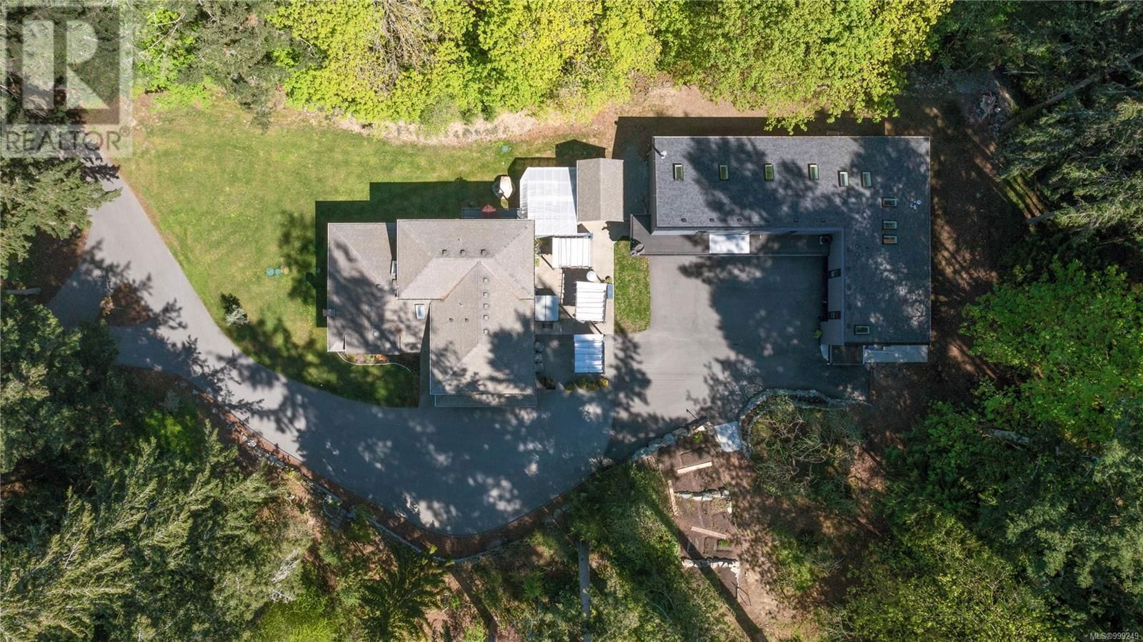 851 SAYWARD ROAD Image 77