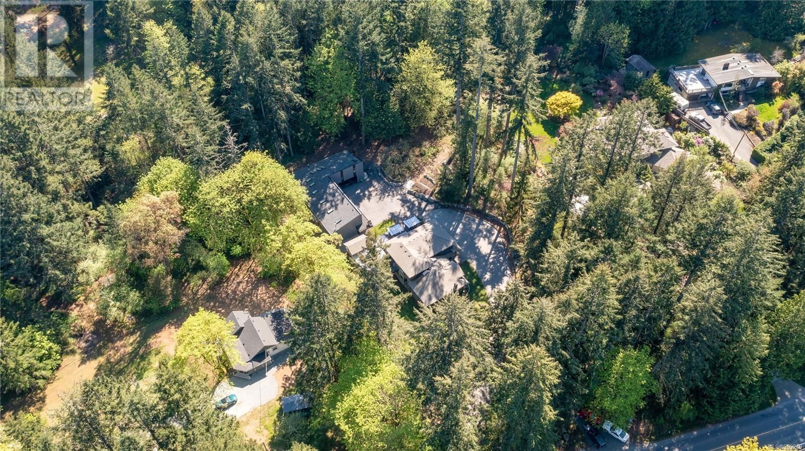 851 SAYWARD ROAD Image 80