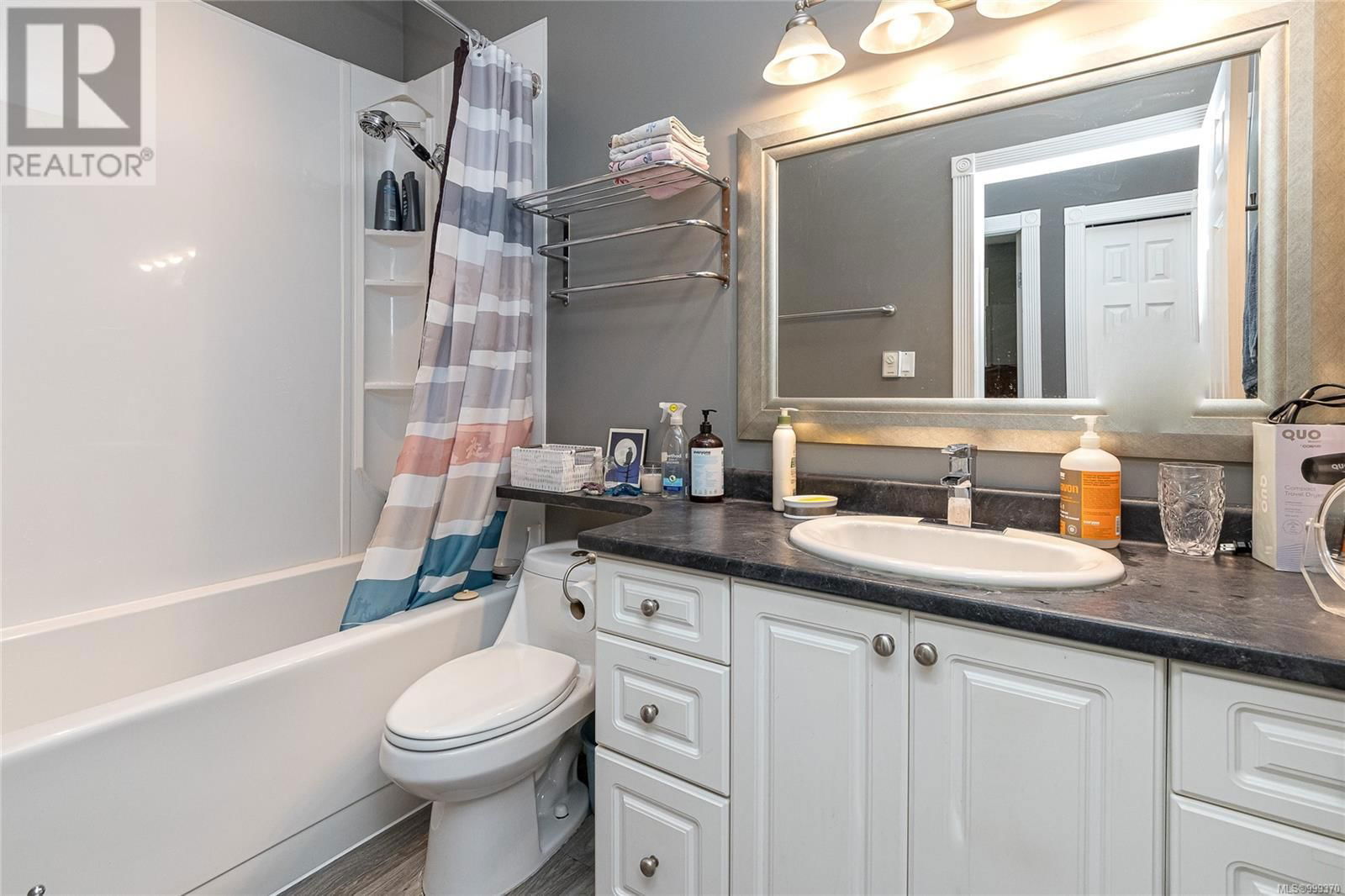 3831 ROWLAND AVENUE Image 22