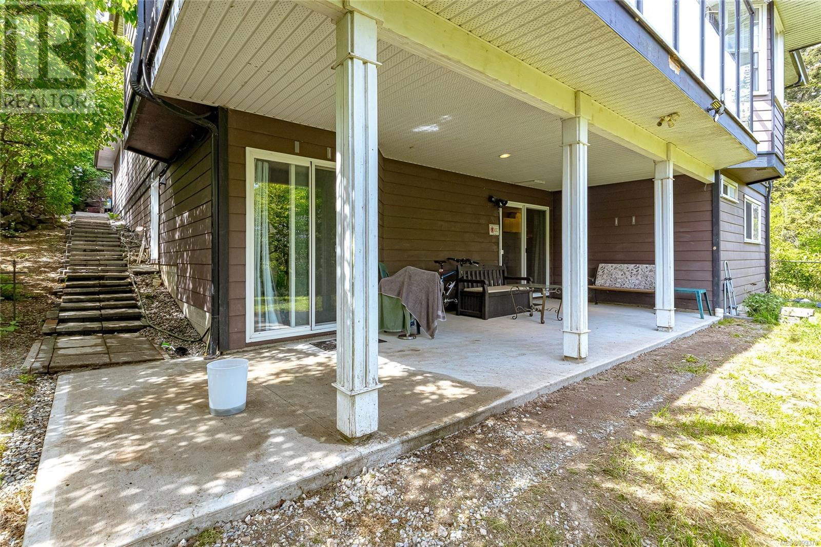 3831 ROWLAND AVENUE Image 38