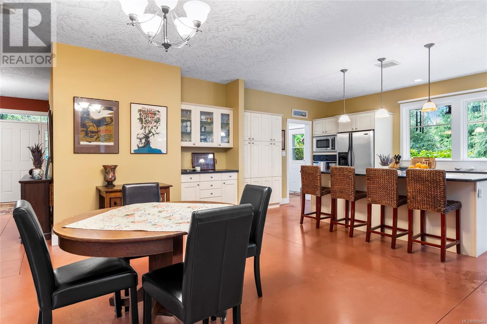 6280 SOOKE ROAD Image 13
