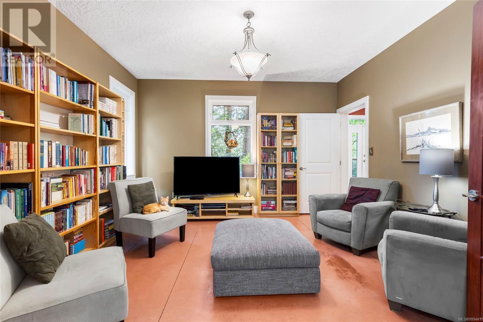 6280 SOOKE ROAD Image 22