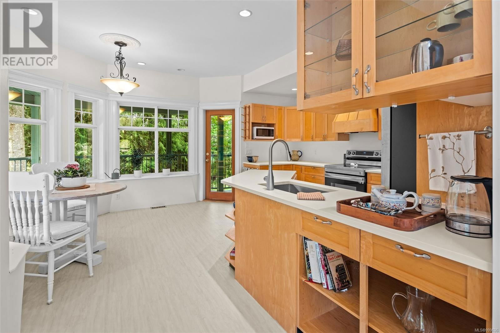 2102 MOWICH DRIVE Image 33