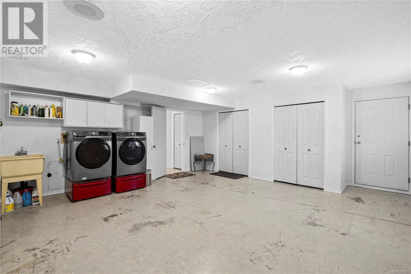 6395 GROVELAND DRIVE Image 12