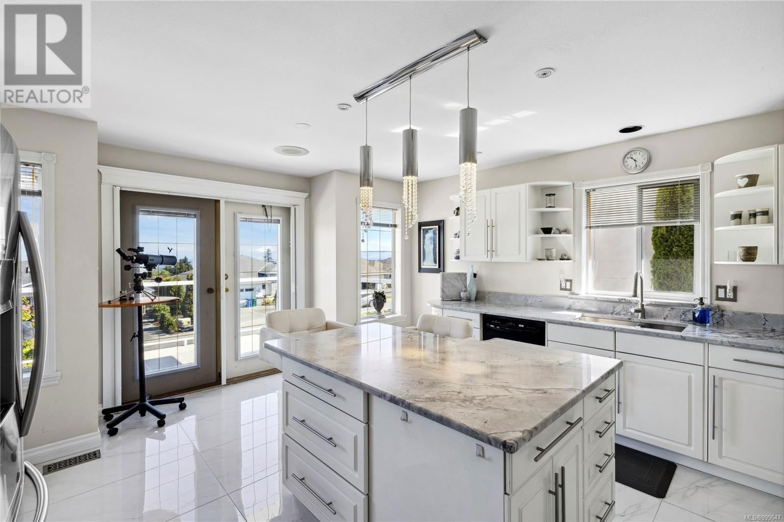 6395 GROVELAND DRIVE Image 36