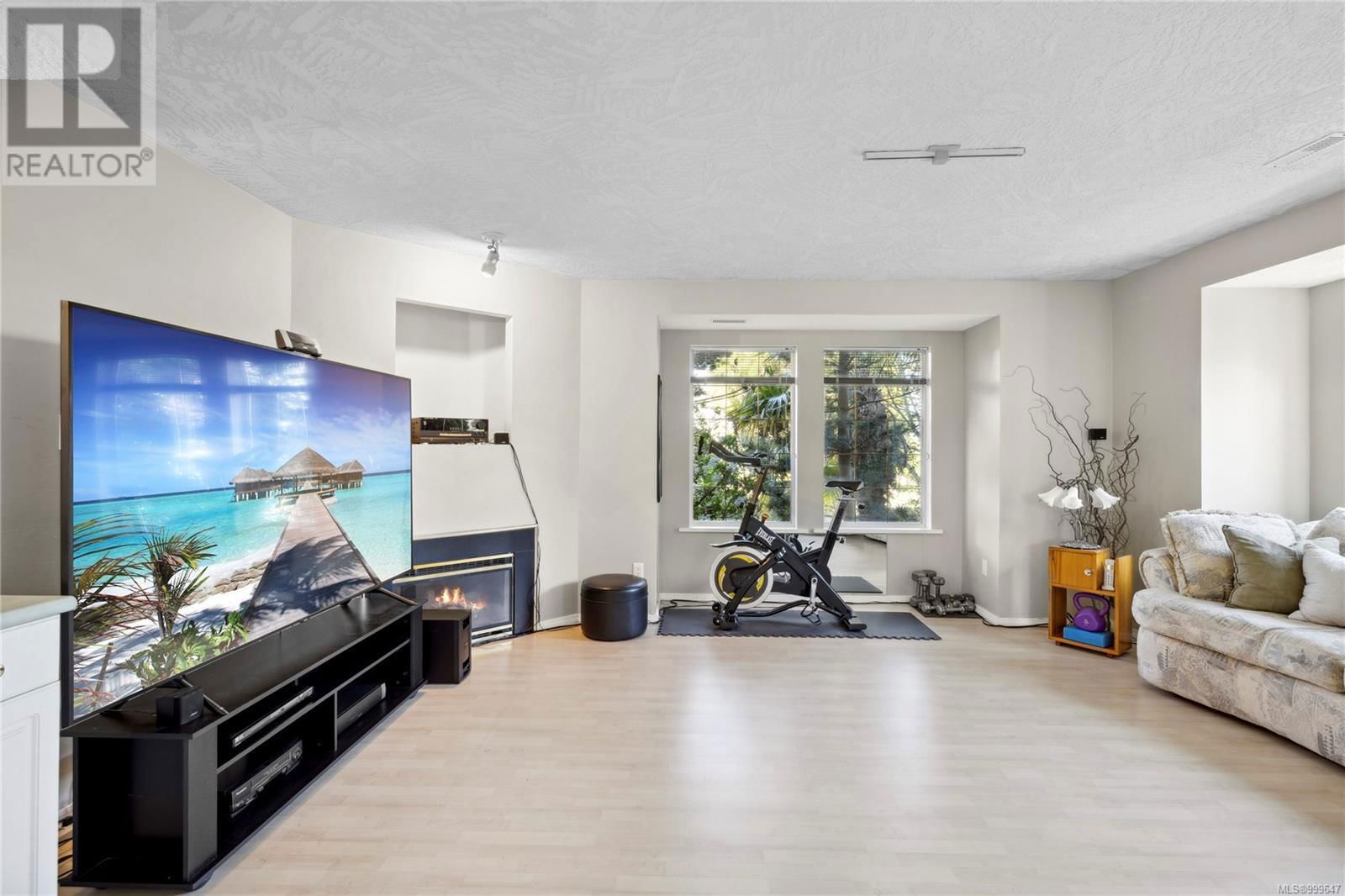 6395 GROVELAND DRIVE Image 6