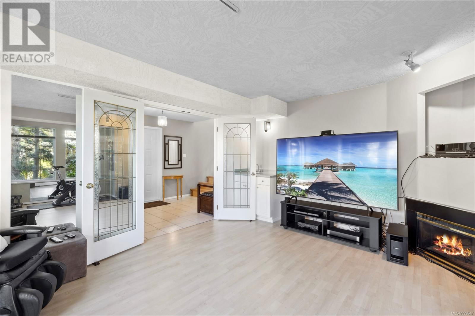 6395 GROVELAND DRIVE Image 8