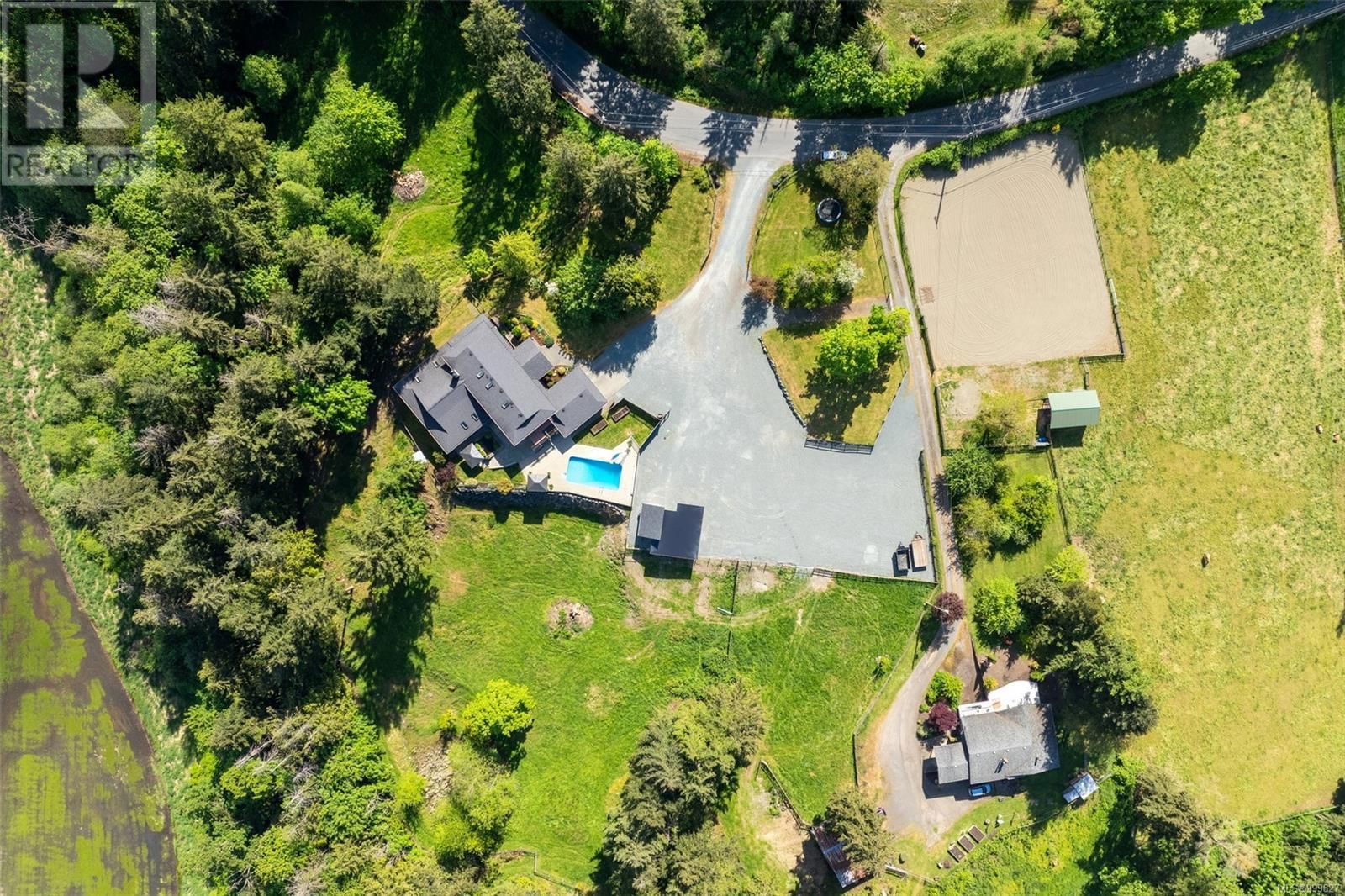 7136/7138 RICHARDS TRAIL Image 1