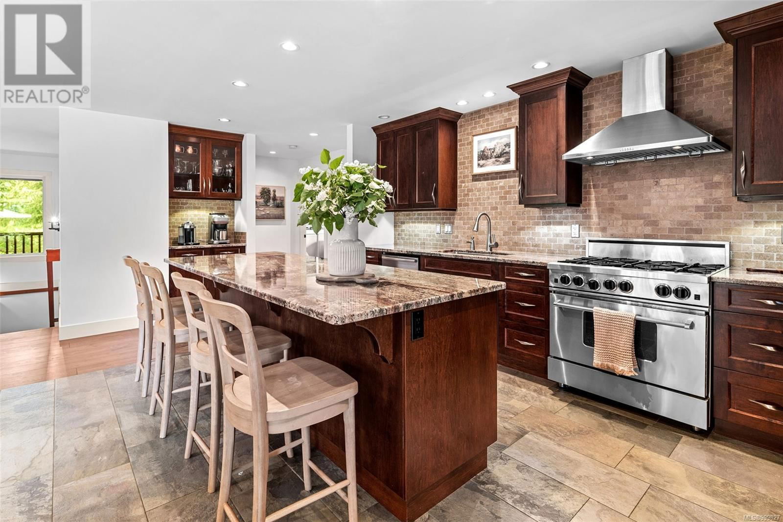 7136/7138 RICHARDS TRAIL Image 12