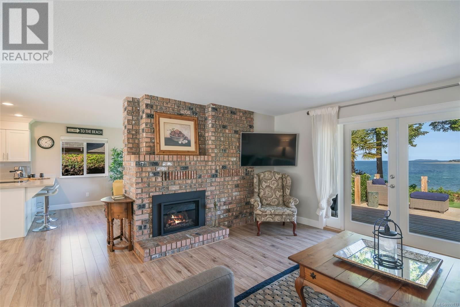 428 DOGWOOD STREET NORTH Image 3