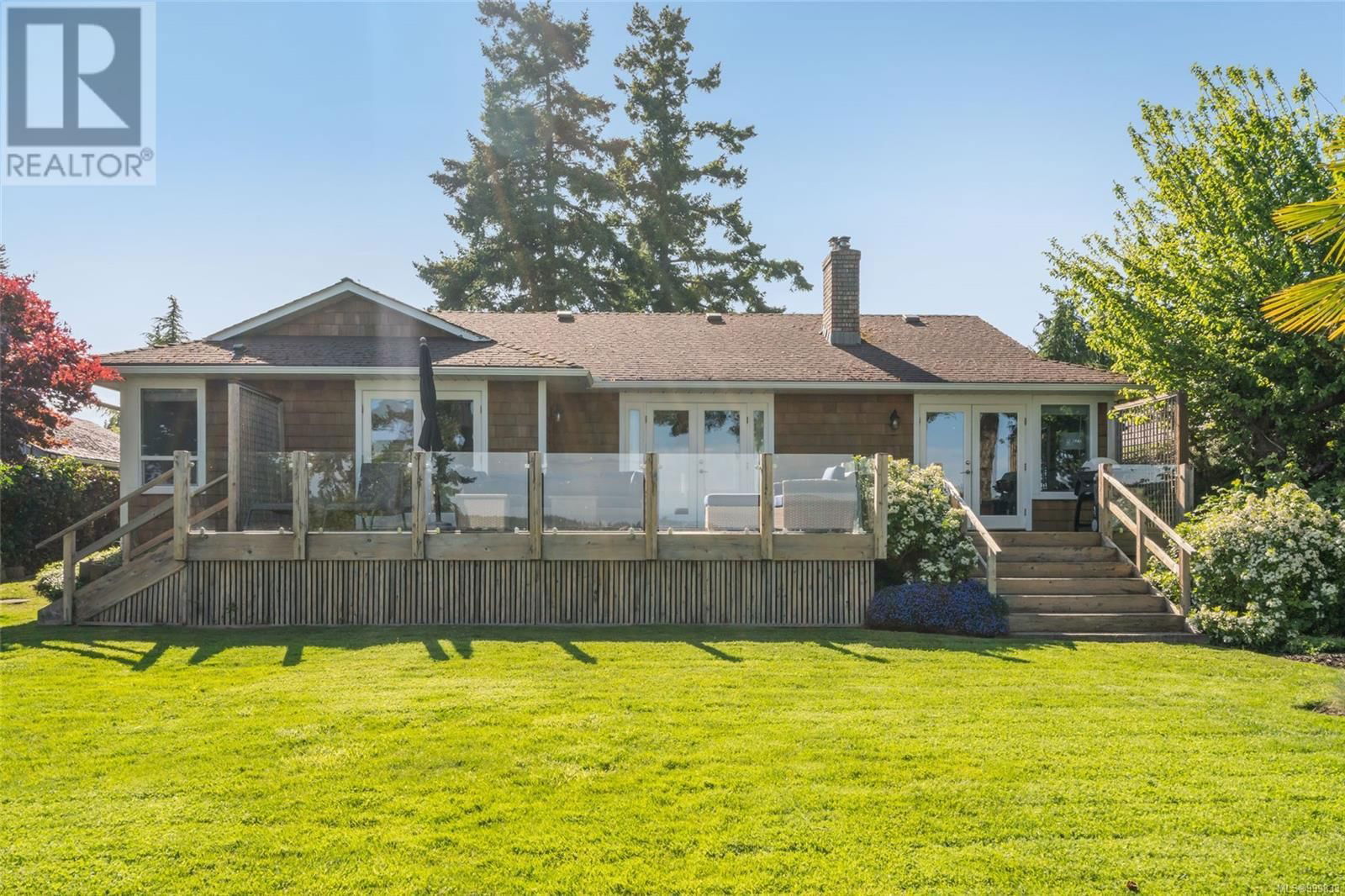 428 DOGWOOD STREET NORTH Image 38