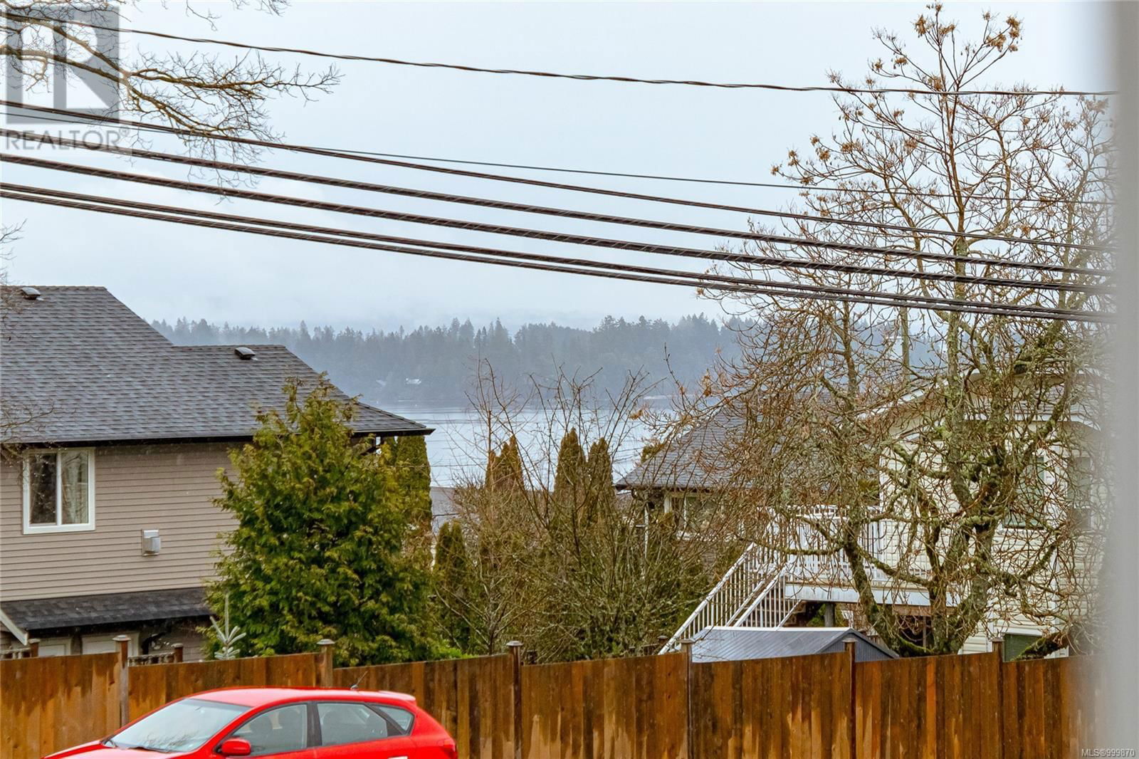210 BAYVIEW AVENUE Image 8