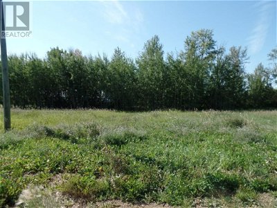 Image #1 of Commercial for Sale at 3 Lakeview Road, Lac Lae, Alberta