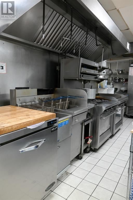 Image #1 of Restaurant for Sale at 8 186007 Priddis Valley Road W, Priddis, Alberta
