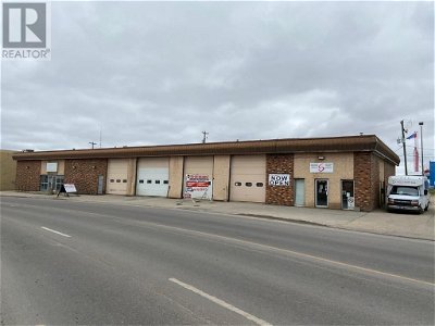 Image #1 of Commercial for Sale at 9910 121 Avenue, Grande Prairie, Alberta