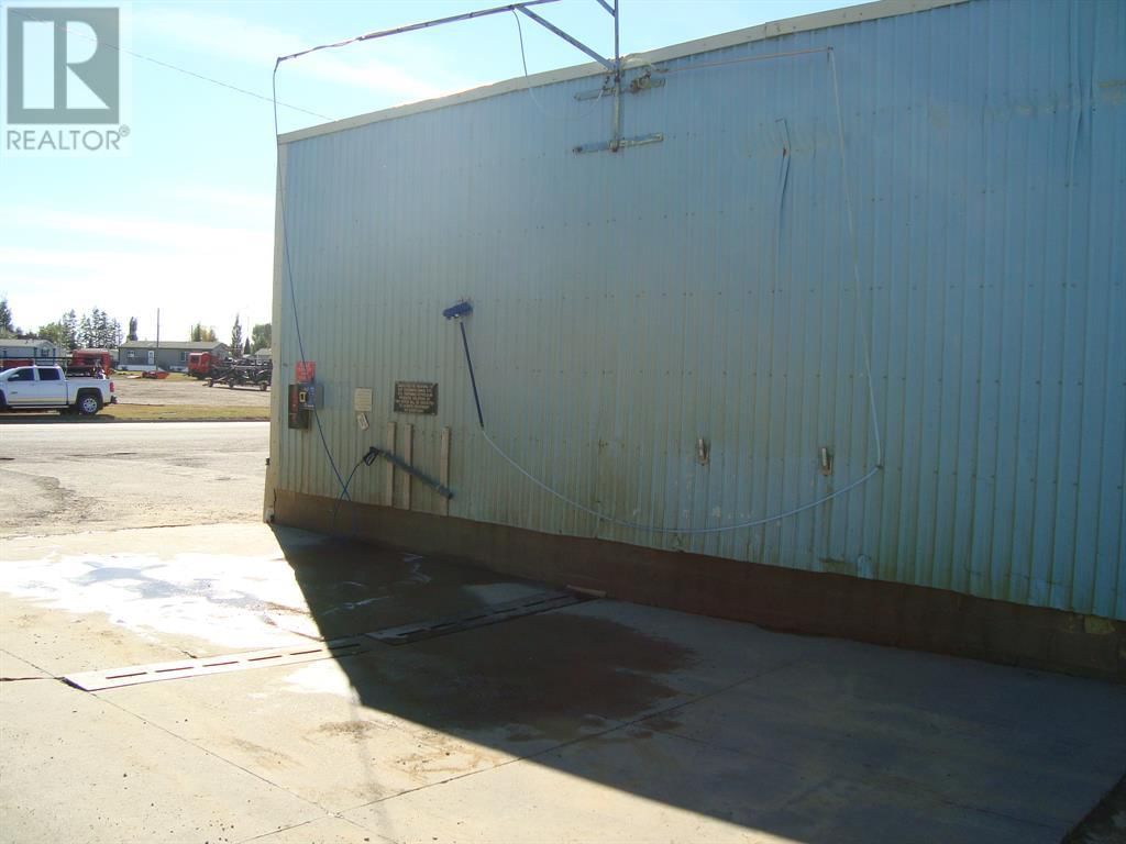 Image #1 of Business for Sale at 116 First Avenue, Trochu, Alberta
