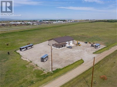 Image #1 of Commercial for Sale at 280 59 Avenue E, Claresholm, Alberta