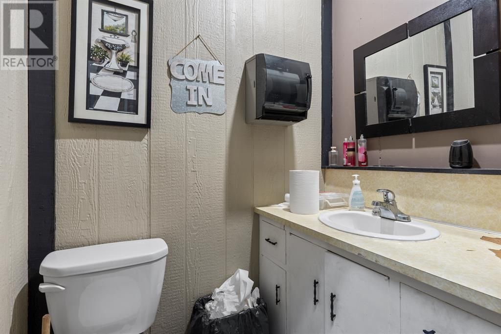 Image #1 of Restaurant for Sale at 5319 51 Avenue, Killam, Alberta