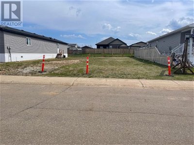 Image #1 of Commercial for Sale at 148 Beardsley Crescent, Fort Mcmurray, Alberta