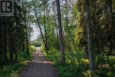 Image #1 of Commercial for Sale at 6 28124 Township Road 412, Lacombe, Alberta